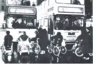 1987 - Rollstuhlfahrer-innen blockieren BVG-Busse